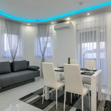 Complex White Guest house Pula