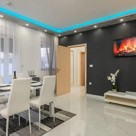 Guest house Complex White Pula