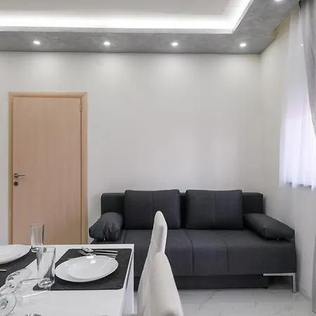 Complex White * Pula