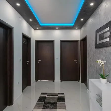 Pensionat Complex White