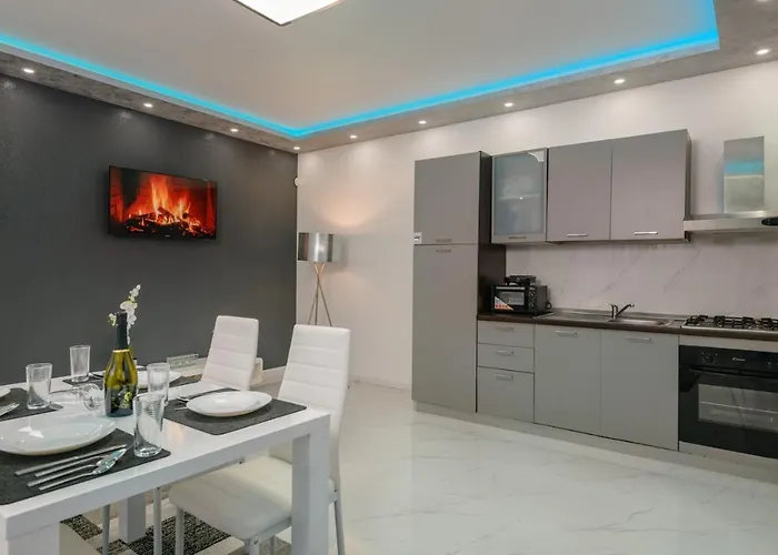 Gæstehus Complex White 3*