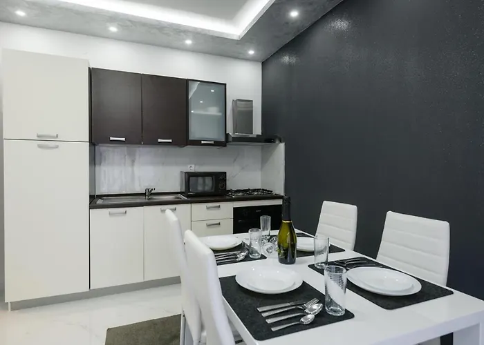 Complex White Gæstehus 3*