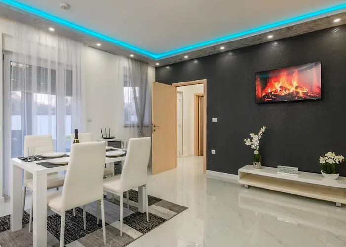 Gæstehus Complex White Pula