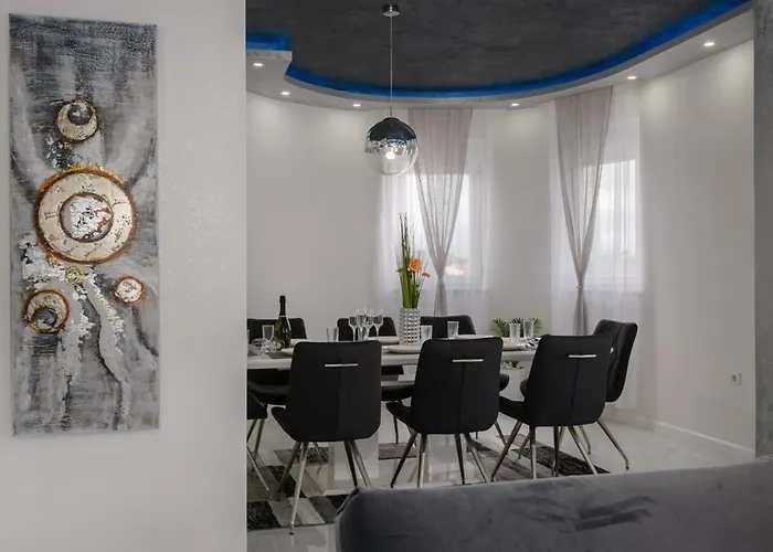 Complex White Maison d'hôtes Pula