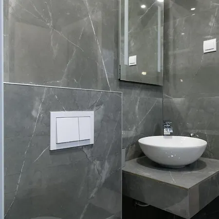 Πανσιόν Complex White