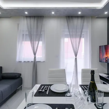 Complex White