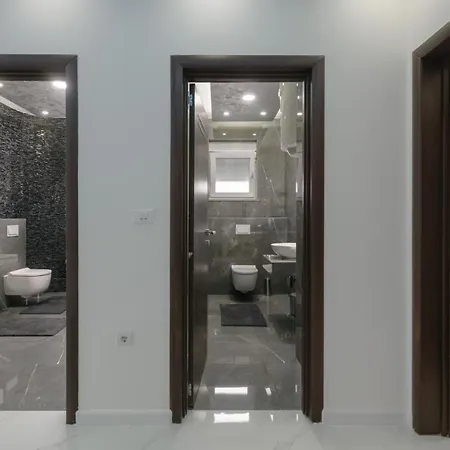 Complex White 3* Πούλα